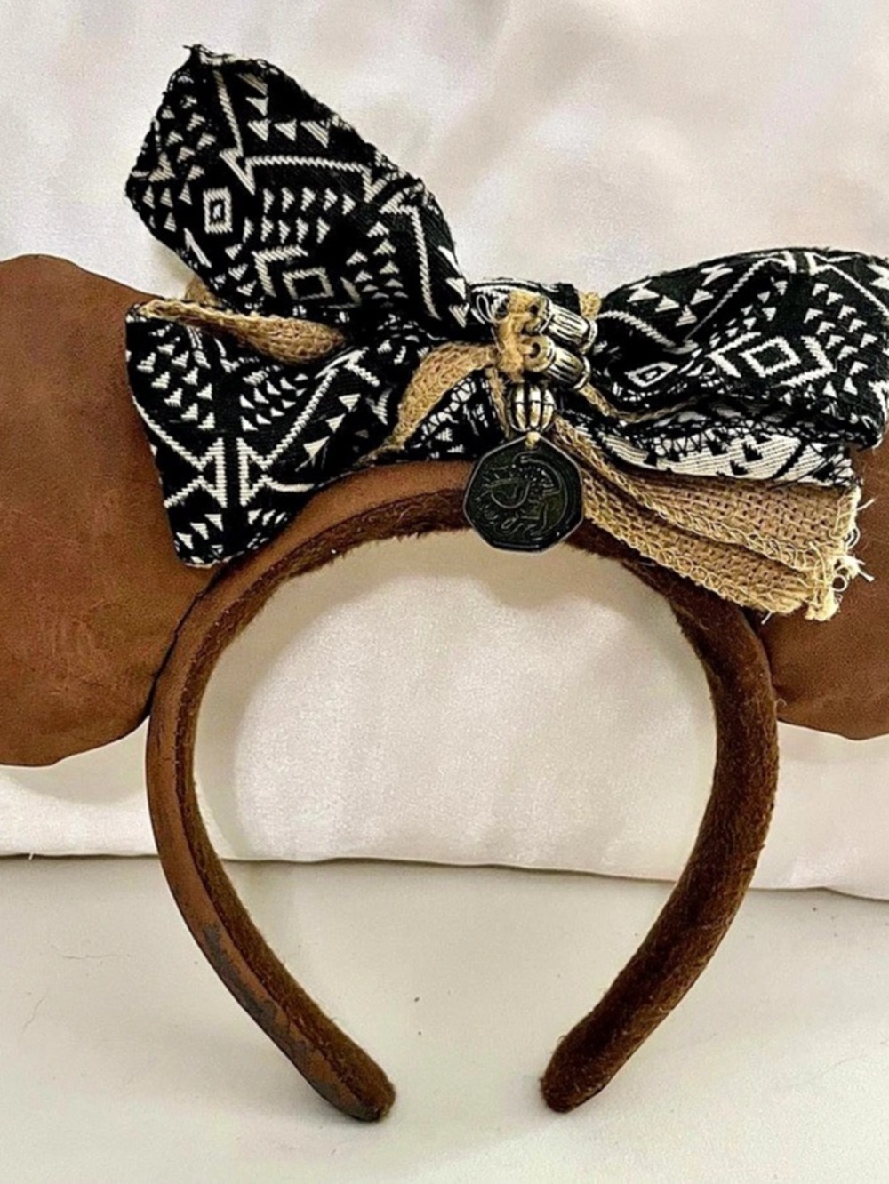 Disney The Lion King Hakuna Matata Ear Headband Brown & Black Ear Headband